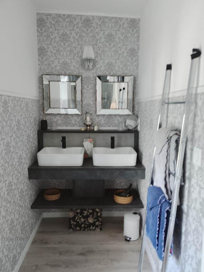 La Menardiere "Tranquilitatis" Chambre Double Petit Dejeuner Compris Corseul Exterior photo